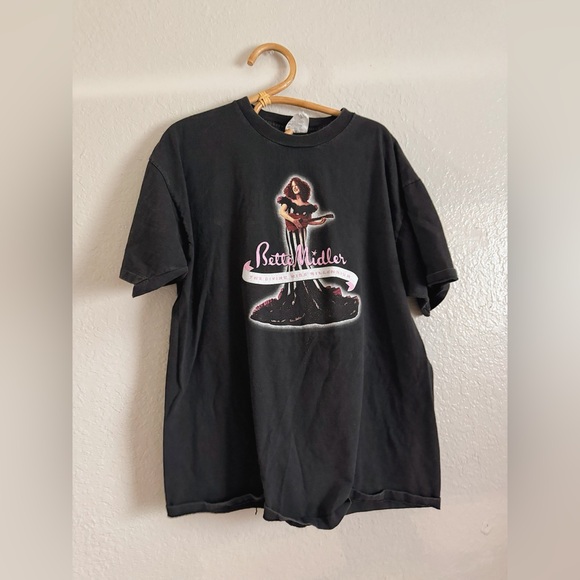 Y2K Bette Midler “The Divine Miss Millenium” Black tee Shirt - Picture 1 of 5